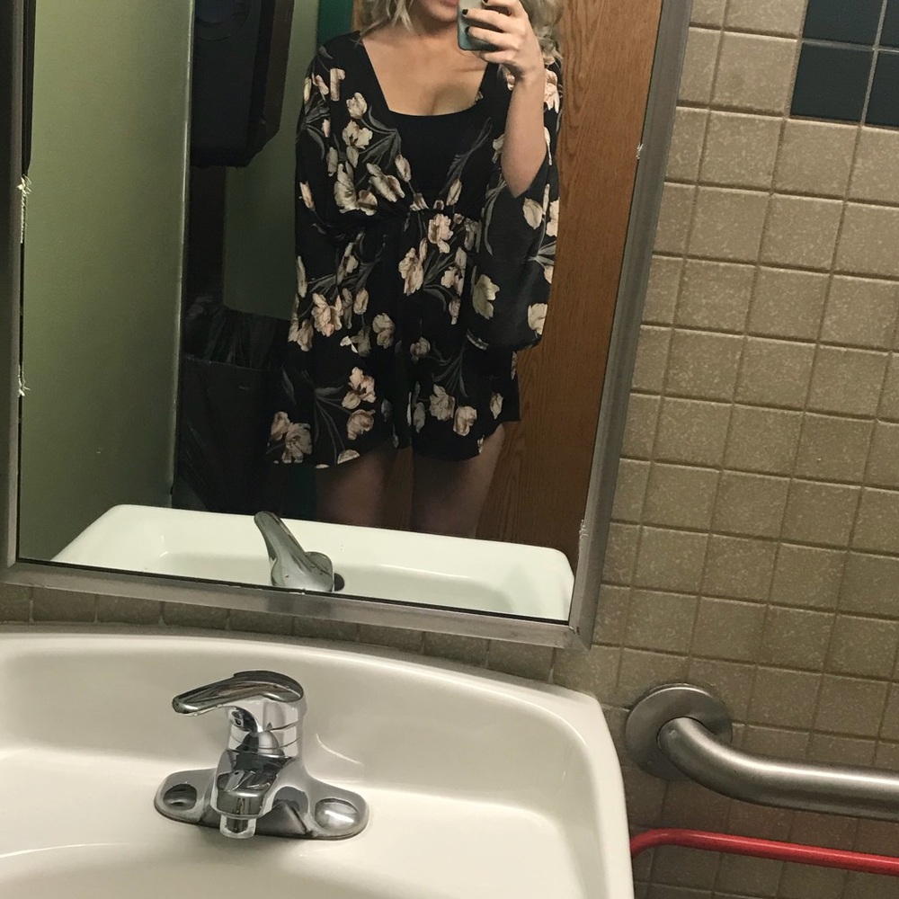 Black dusty roses patterned romper!!!!
